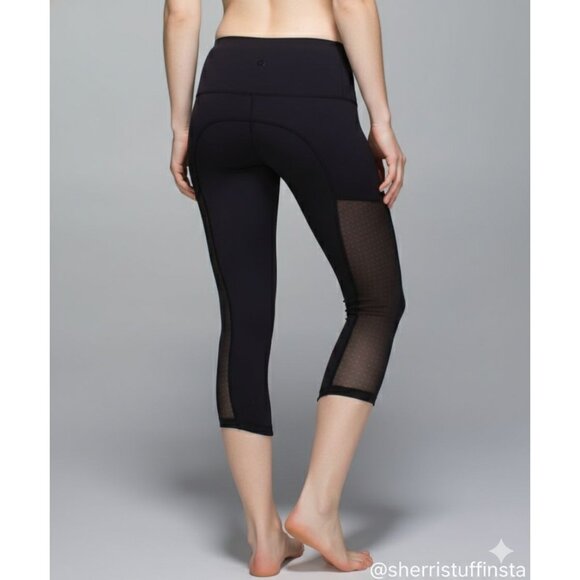 lululemon athletica Pants - Like New Lululemon Hot To Street Crop Leggings Black Luxtreme Yoga Pants Mesh 4
